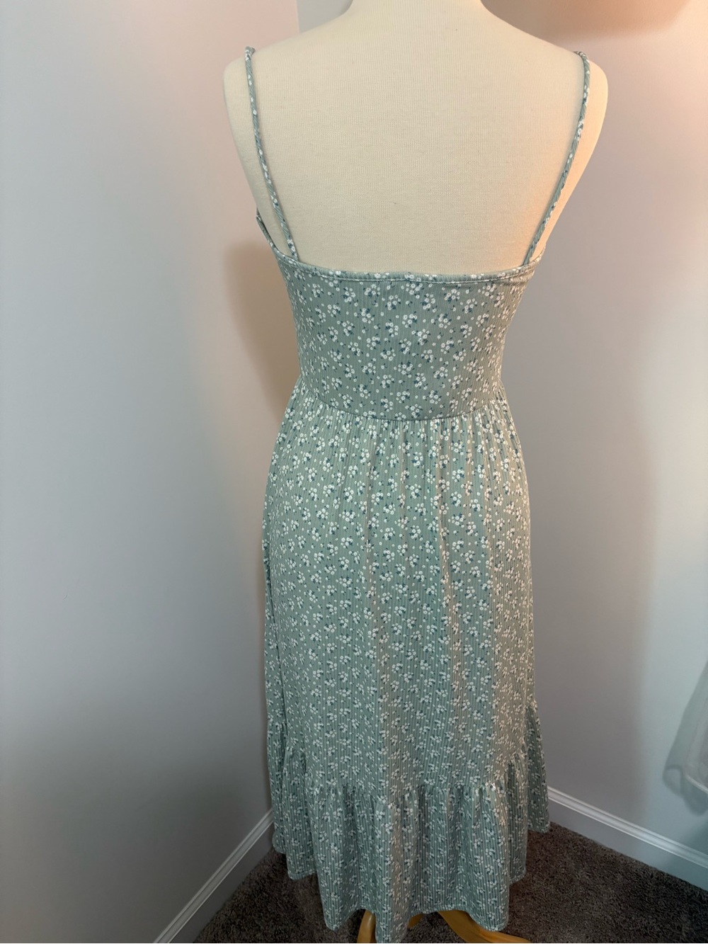 Sage Green Floral Ruched Sundress - Picture 6 of 8